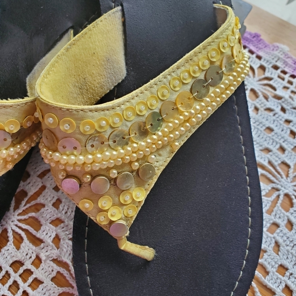 Cato Thong Sandals - Picture 2 of 16